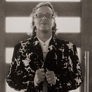 Meet your Posher, Adrian